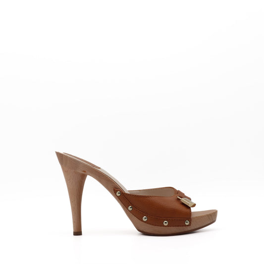 Vintage Y2K Wood Clog Turnlock Heels