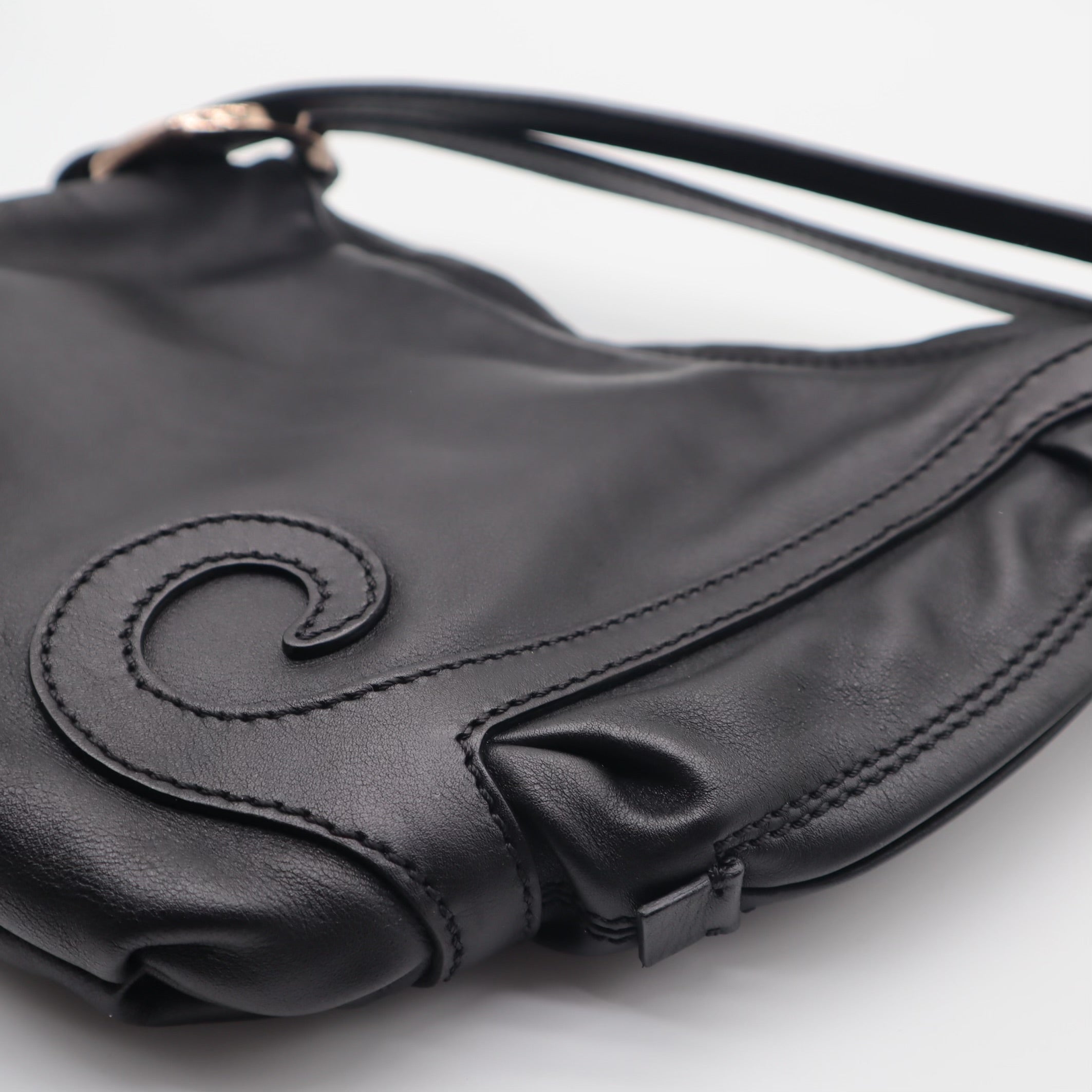 Oyster Swirl Leather Shoulder Bag