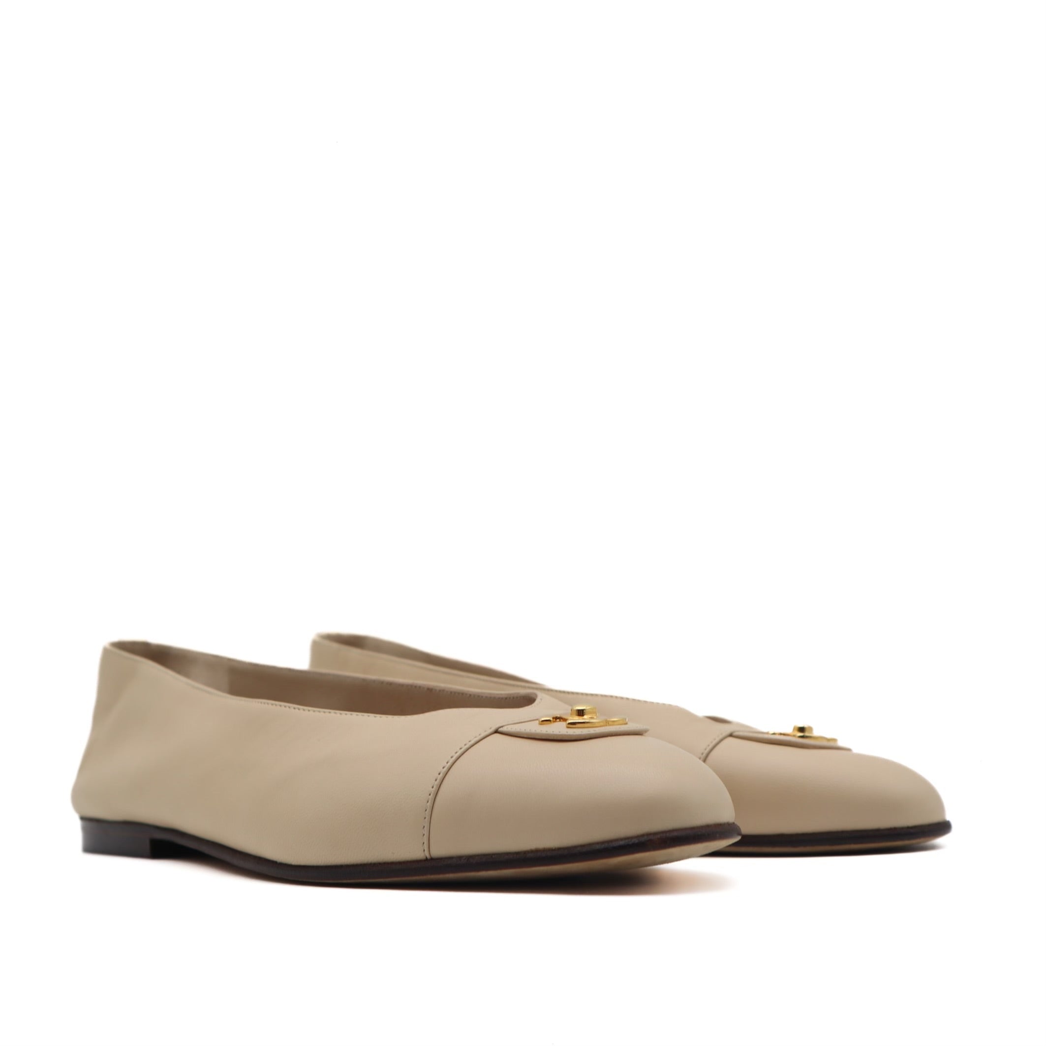 CC Turnlock Vintage Leather Ballet Flats Size 38