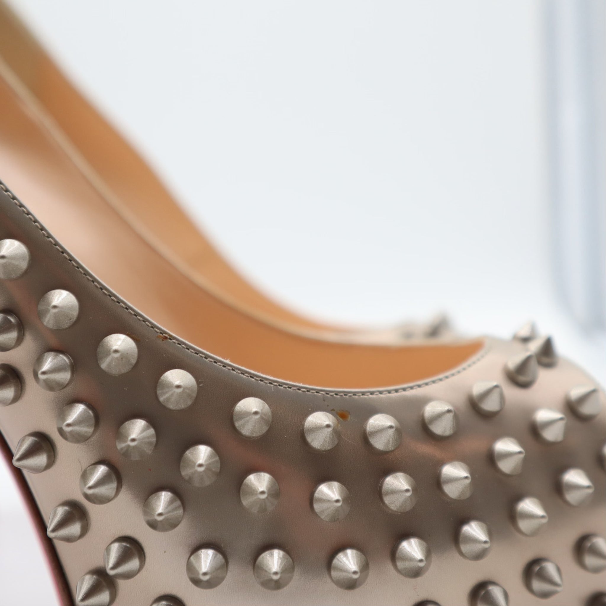 Vendome Peep Toe Spiked Platform Pumps Size 41