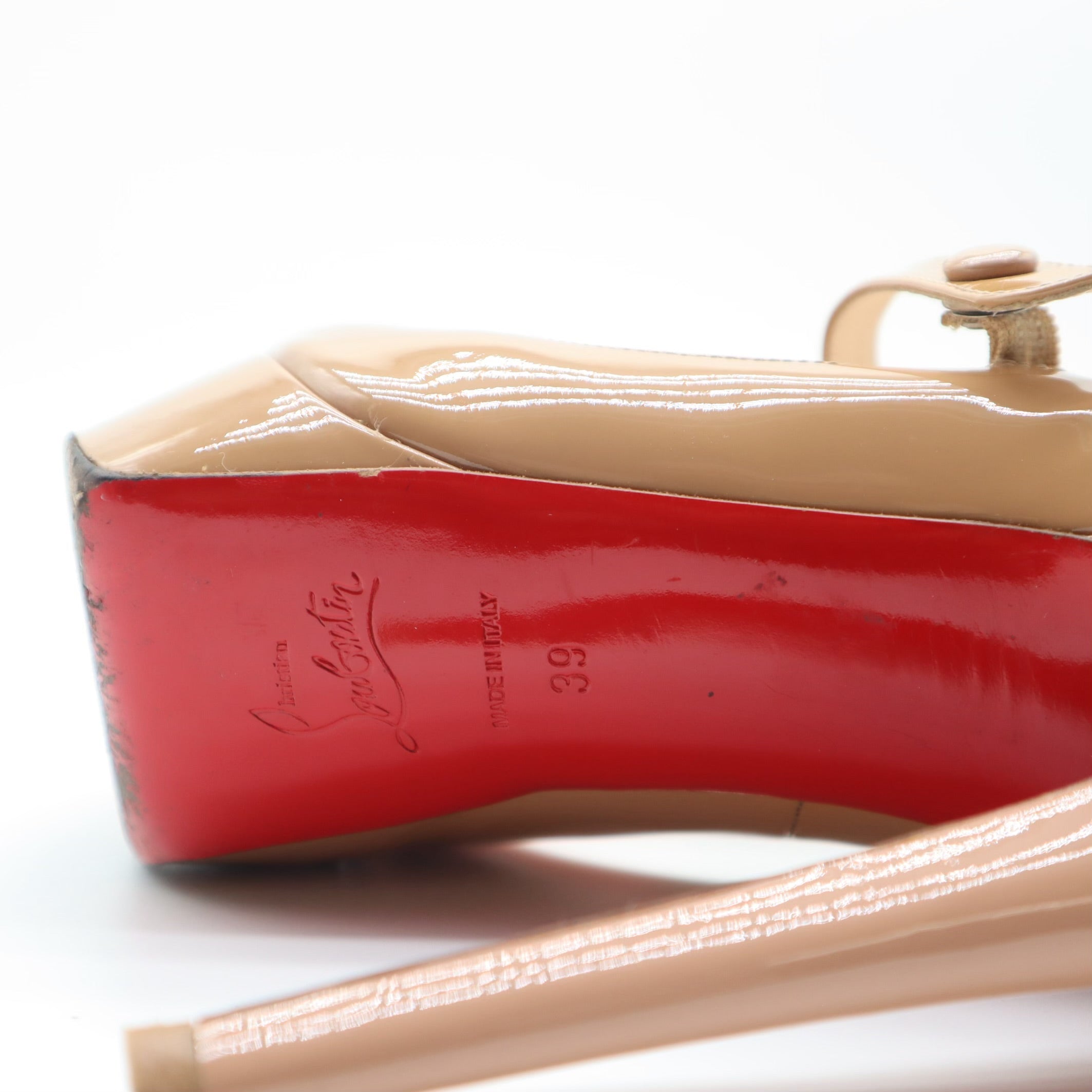Bana Mary Jane Platform Pumps
