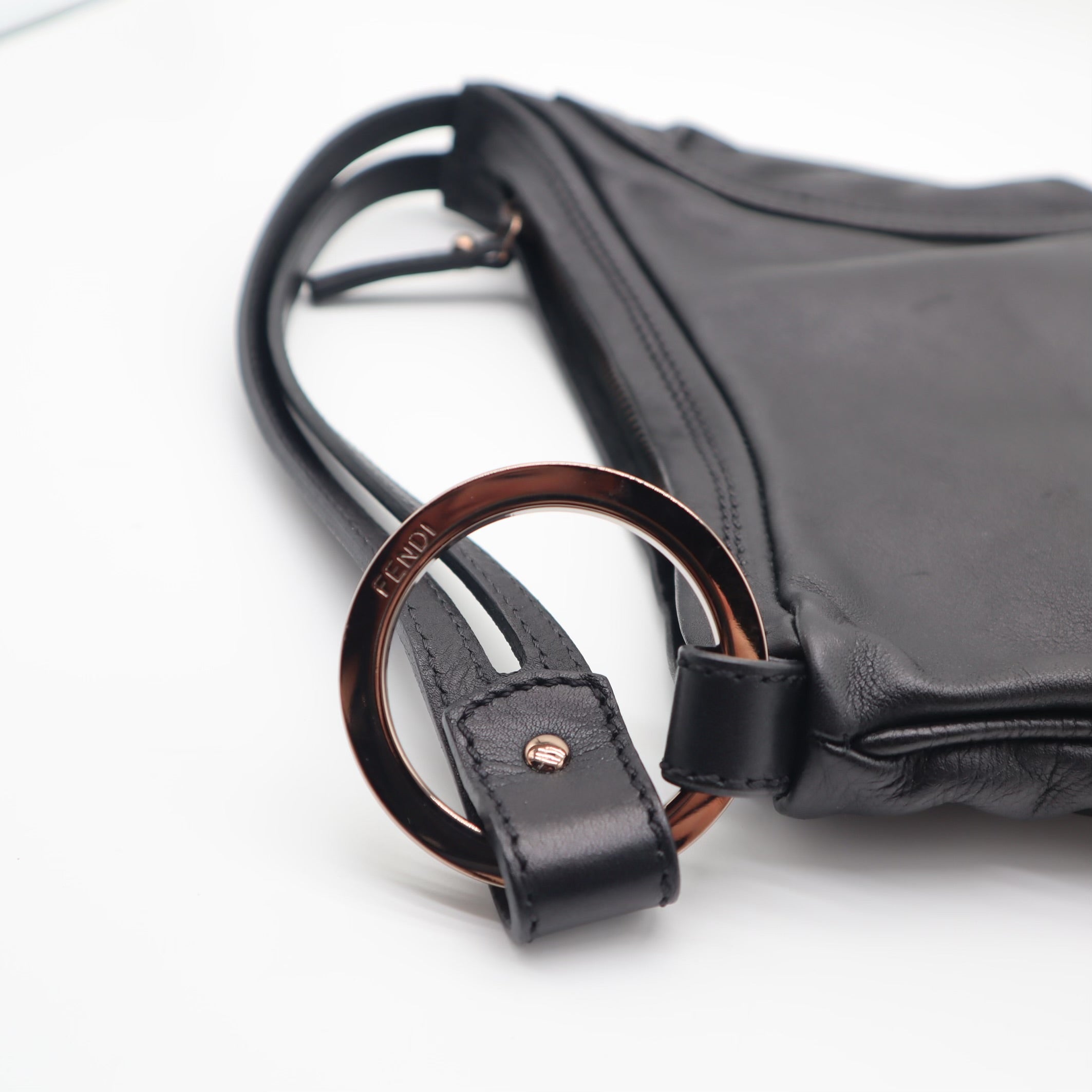 Oyster Swirl Leather Shoulder Bag