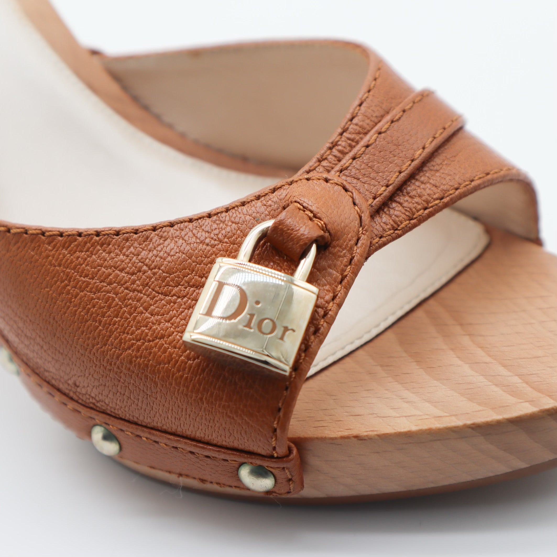Vintage Y2K Wood Clog Turnlock Heels