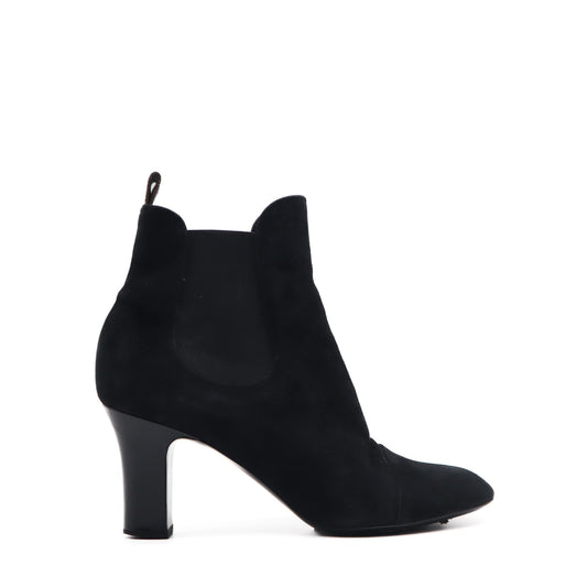 Uniforms Suede Pull On Boots