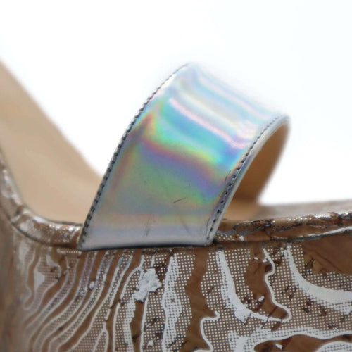ÉPROUVÉE CHRISTIAN LOUBOUTIN Bellamonica Specchio Laser Holographic Cork Wedges Apparel & Accessories