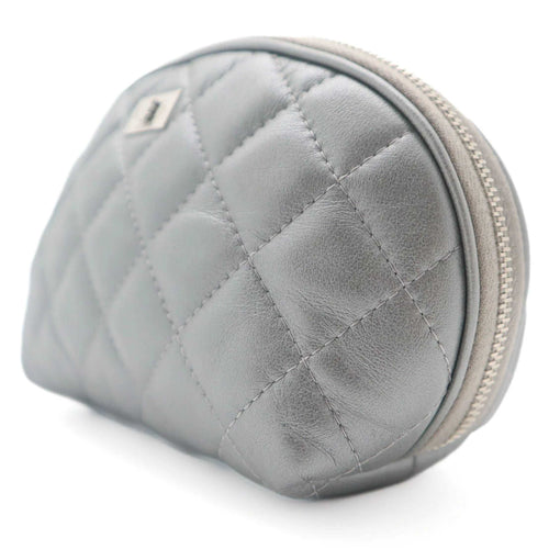 ÉPROUVÉE Chanel Chanel Reissue Metallic Silver Lambskin Cosmetic Pouch Bag 